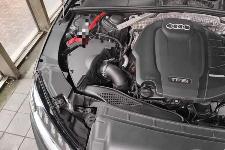 Used Audi A4L 2020 40 TFSI Luxury Dynamic Model Engine Bay Right