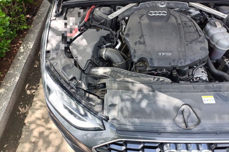 Used Audi A4L 2020 40 TFSI Luxury Dynamic Model Engine Bay Right
