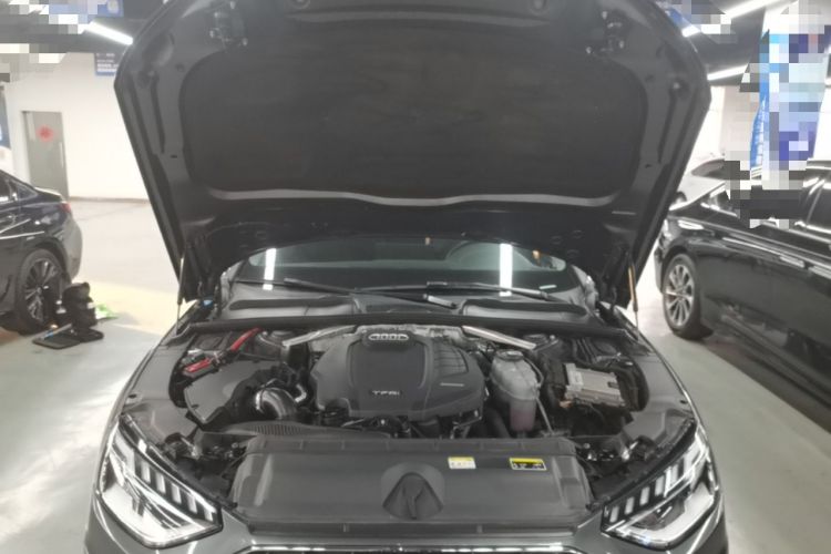 Used Audi A4L 2020 40 TFSI Fashion Dynamic Model Engine Bay