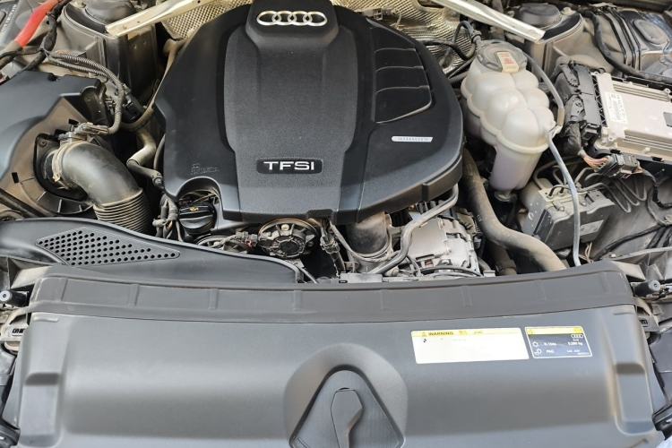 Used Audi A4L 2020 40 TFSI Fashion Dynamic Model Engine Bay