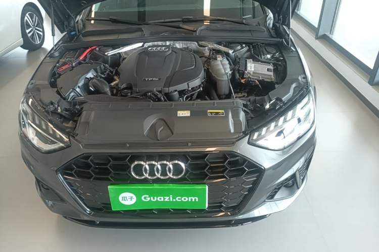 Used Audi A4L 2020 40 TFSI Luxury Dynamic Model Engine Bay