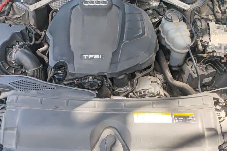 Used Audi A4L 2020 40 TFSI Fashion Dynamic Model Engine Bay