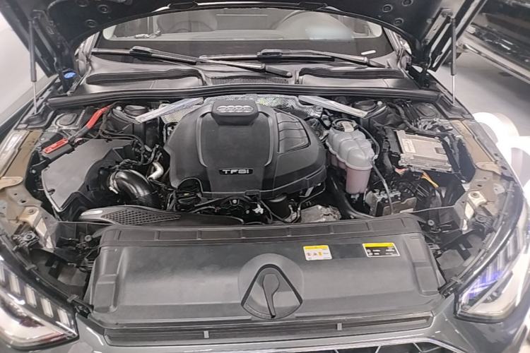 Used Audi A4L 2020 40 TFSI Fashion Dynamic Model Engine Bay