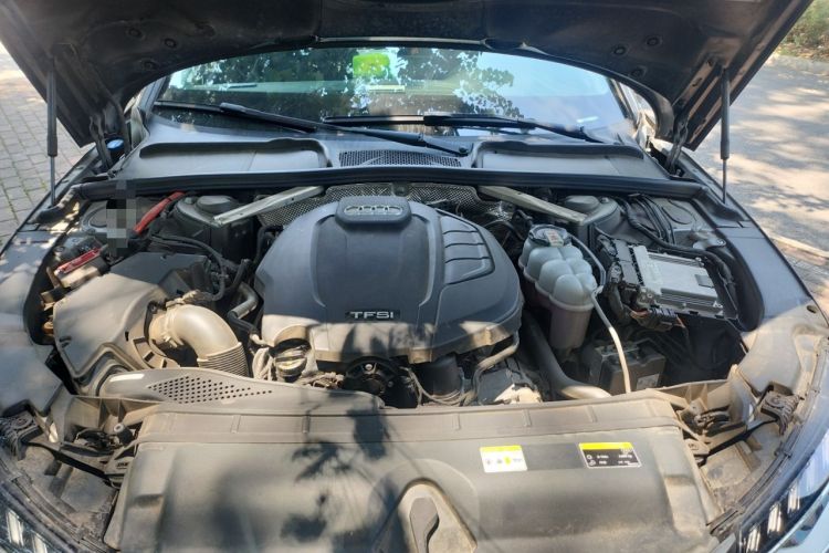 Used Audi A4L 2020 40 TFSI Fashion Dynamic Model Engine Bay