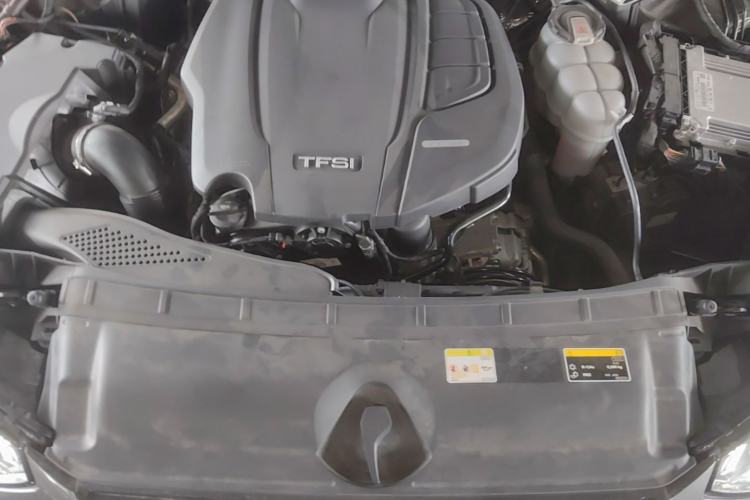 Used Audi A4L 2020 40 TFSI Fashion Dynamic Model Engine Bay