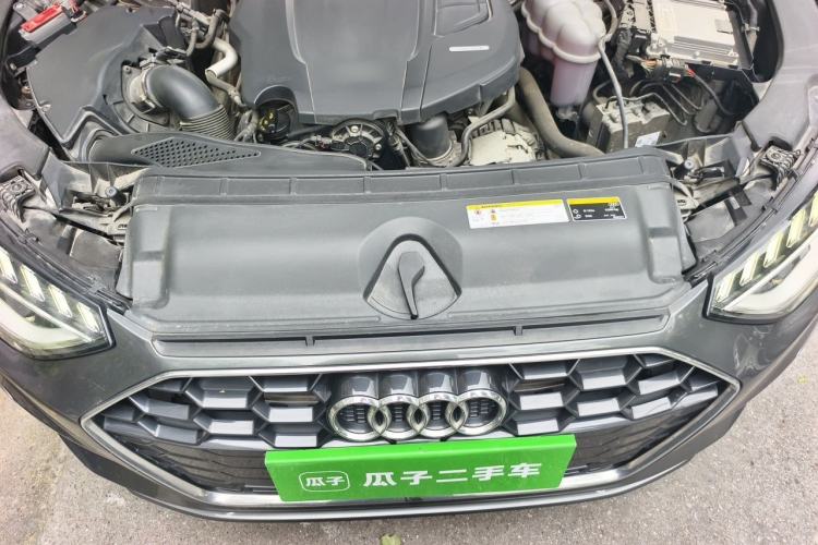 Used Audi A4L 2020 40 TFSI Fashion Dynamic Model Engine Bay