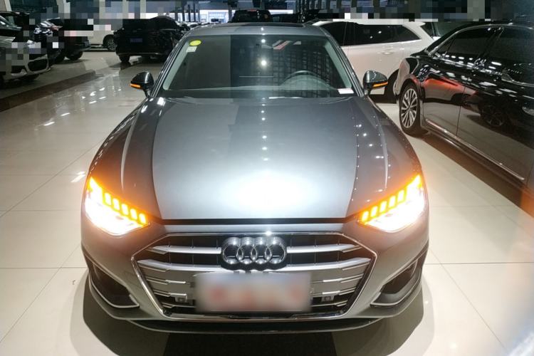 Used Audi A4L 2020 40 TFSI Fashionable and Elegant Model Exterior 1