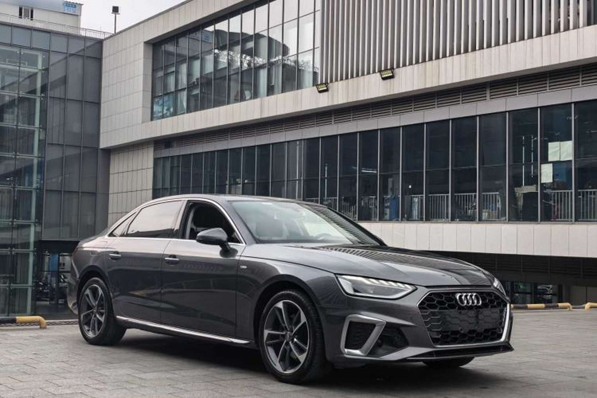 Used Audi A4L 2020 40 TFSI Fashion Dynamic Model Exterior 1