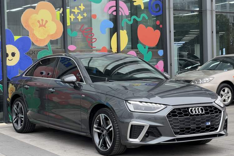 Used Audi A4L 2020 40 TFSI Luxury Dynamic Model Exterior 2