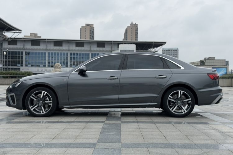 Used Audi A4L 2020 40 TFSI Luxury Dynamic Model Exterior 3