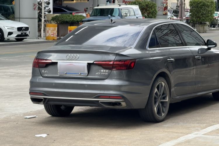 Used Audi A4L 2020 40 TFSI Fashionable and Elegant Model Exterior 4