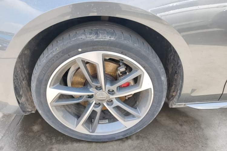 Used Audi A4L 2020 40 TFSI Fashionable and Elegant Model Exterior 4