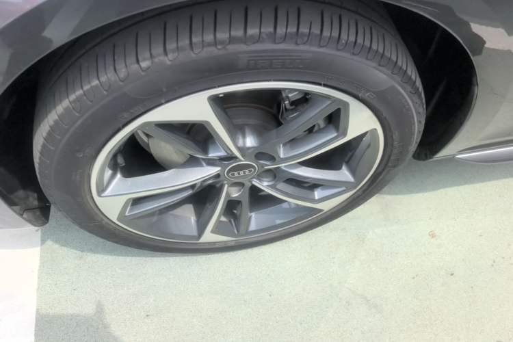 Used Audi A4L 2020 40 TFSI Fashion Dynamic Model Exterior 4