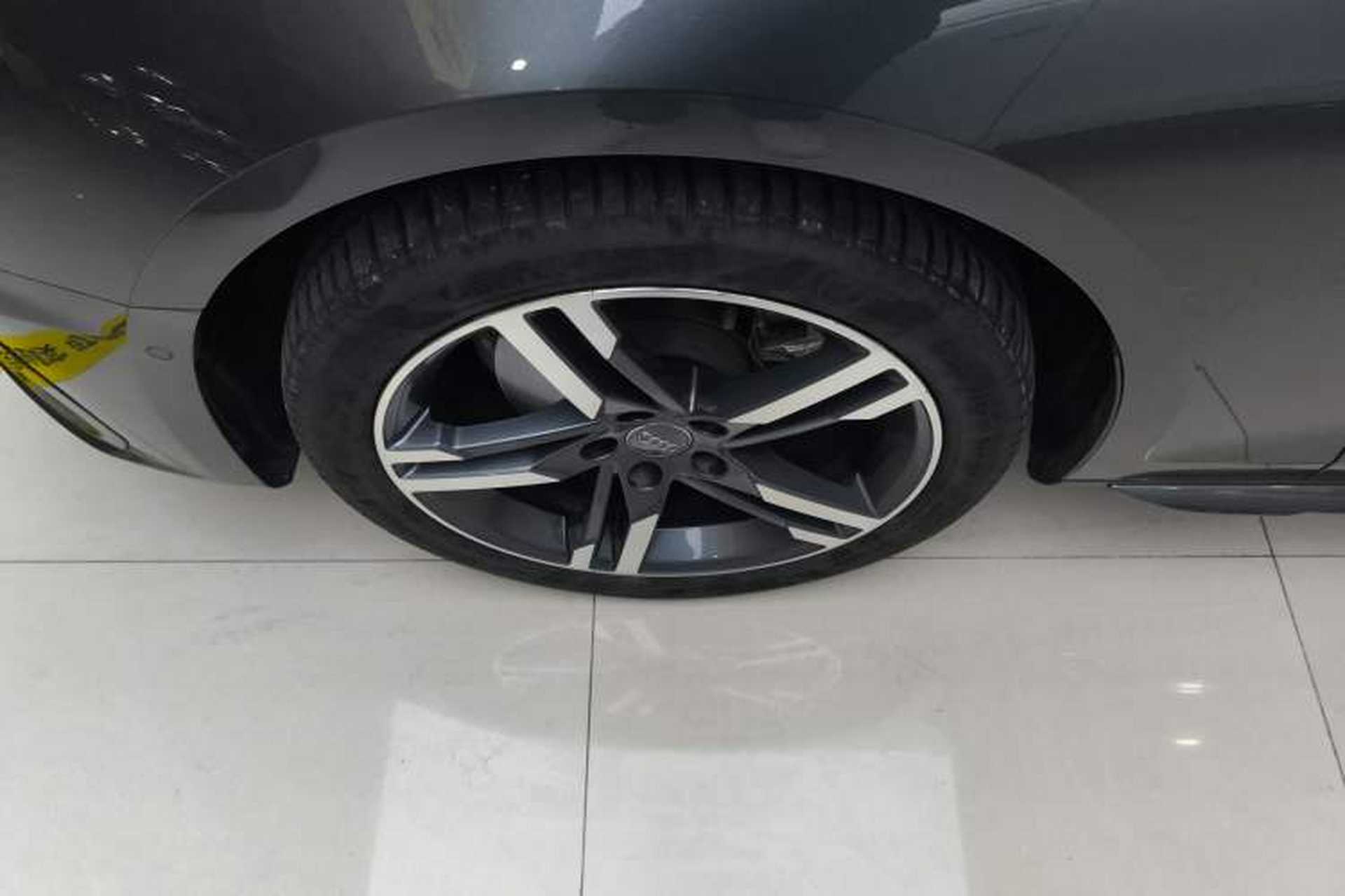 Used Audi A4L 2020 40 TFSI Luxury Dynamic Model Exterior 4