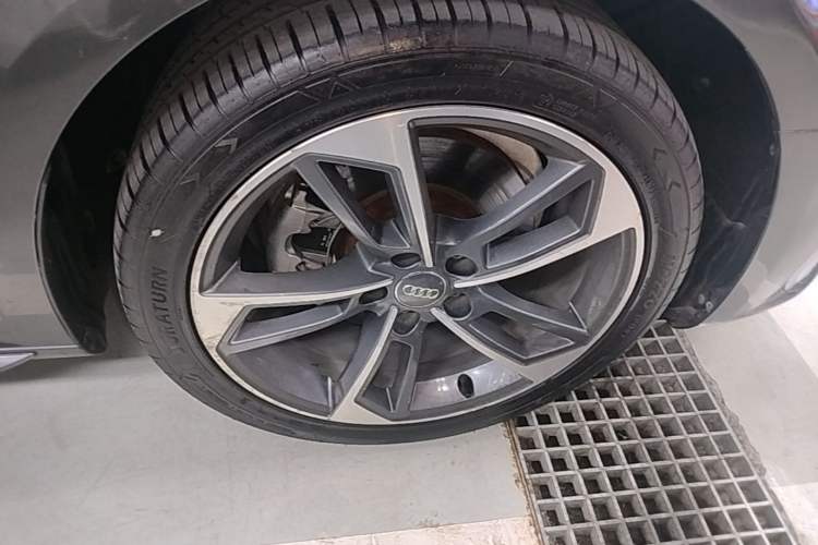 Used Audi A4L 2020 40 TFSI Fashion Dynamic Model Exterior 4