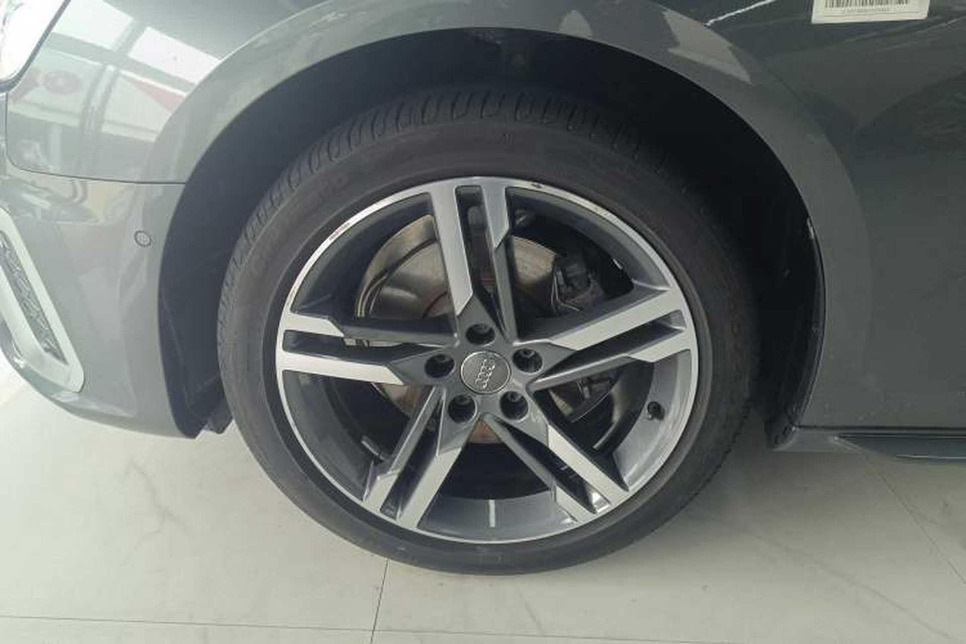 Used Audi A4L 2020 40 TFSI quattro Luxury Dynamic Model Exterior 4