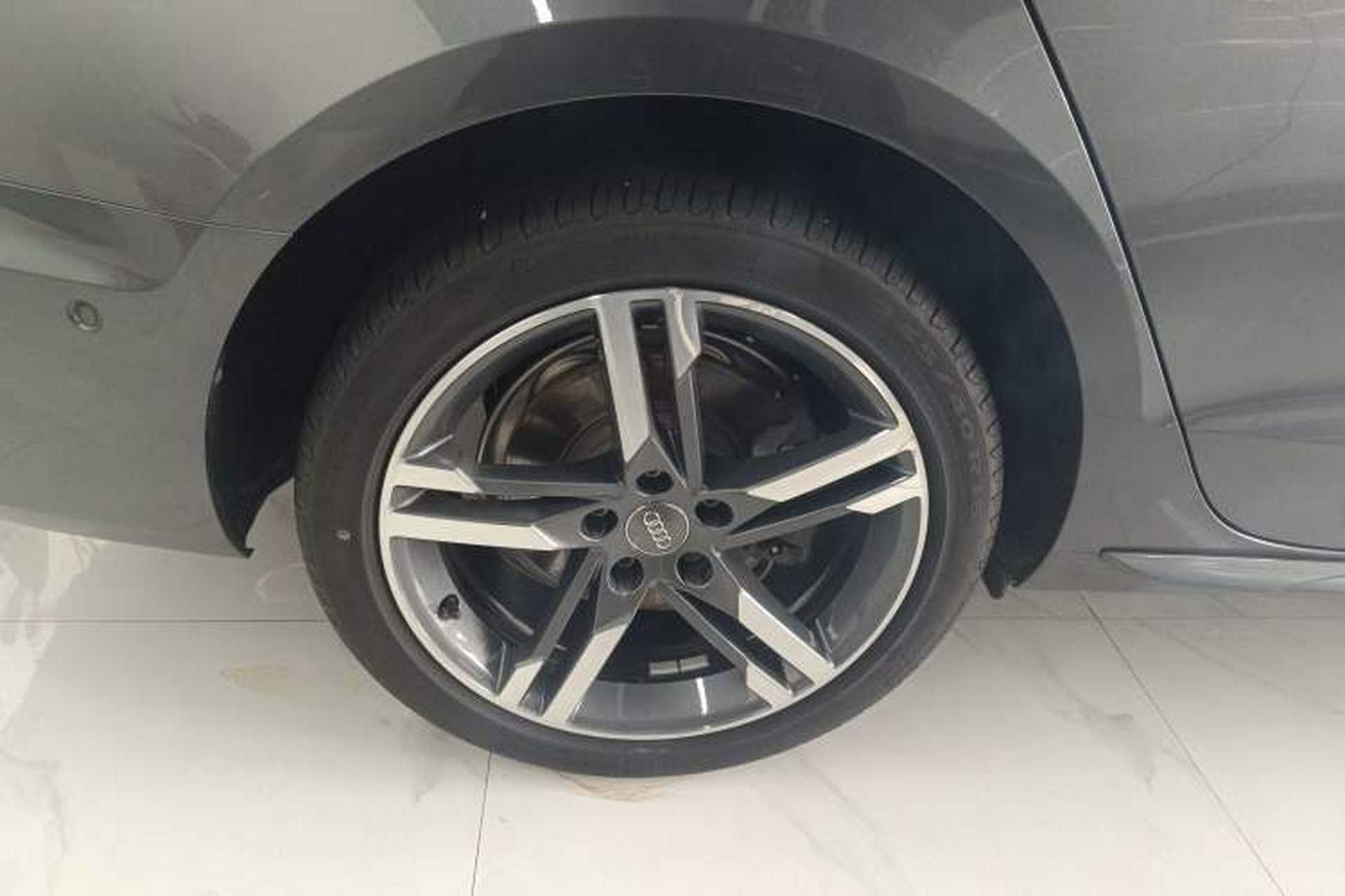 Used Audi A4L 2020 40 TFSI quattro Luxury Dynamic Model Exterior 5