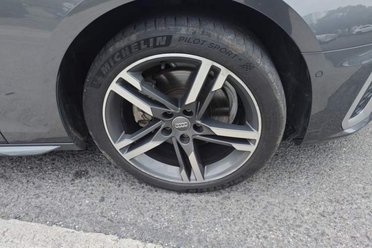 Used Audi A4L 2020 40 TFSI Luxury Dynamic Model Exterior 7