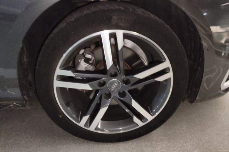 Used Audi A4L 2020 40 TFSI Luxury Dynamic Model Exterior 7