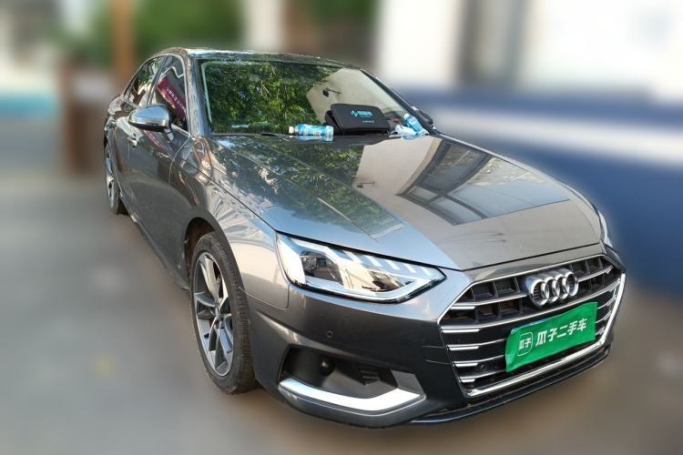 Used Audi A4L 2020 40 TFSI Fashionable and Elegant Model Front Right 45 Deg