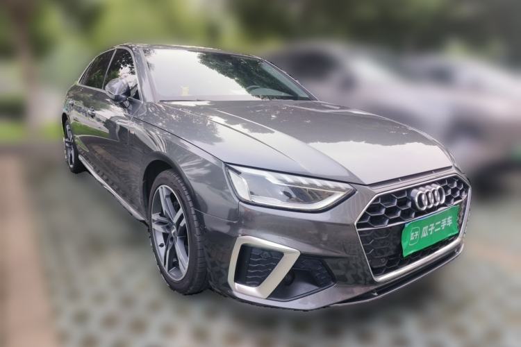 Used Audi A4L 2020 40 TFSI Luxury Dynamic Model Front Right 45 Deg