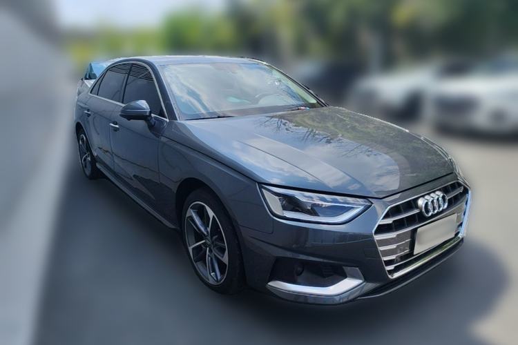 Used Audi A4L 2020 40 TFSI Fashionable and Elegant Model Front Right 45 Deg