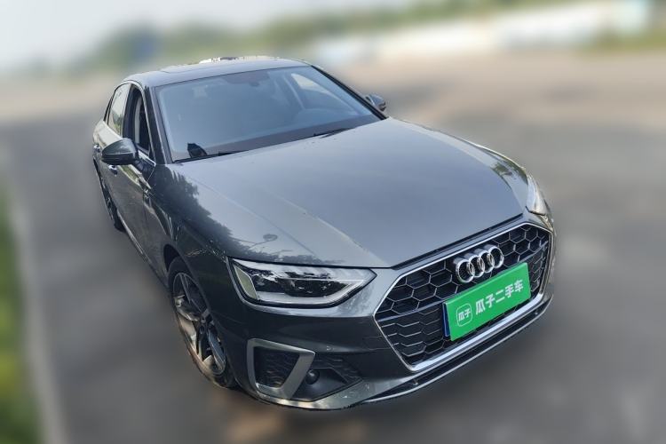 Used Audi A4L 2020 40 TFSI Luxury Dynamic Model Front Right 45 Deg