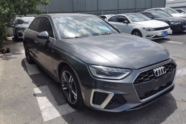 Used Audi A4L 2020 40 TFSI Luxury Dynamic Model Front Right 45 Deg