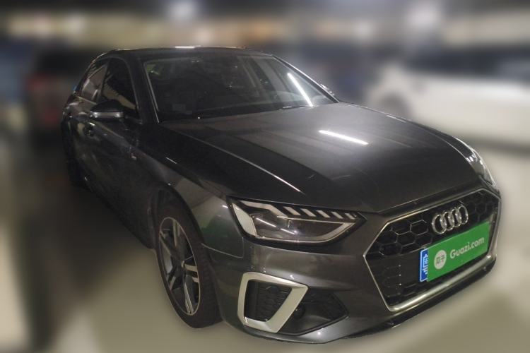 Used Audi A4L 2020 40 TFSI Luxury Dynamic Model Front Right 45 Deg