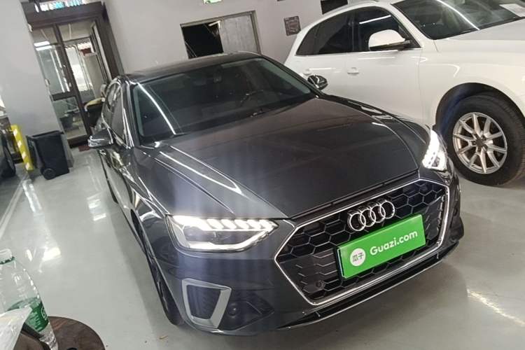 Used Audi A4L 2020 40 TFSI Luxury Dynamic Model Front Right 45 Deg