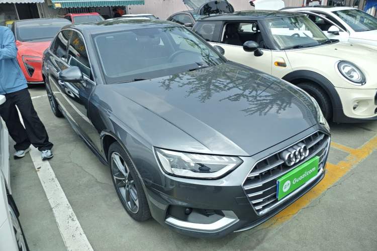 Used Audi A4L 2020 40 TFSI Fashionable and Elegant Model Front Right 45 Deg