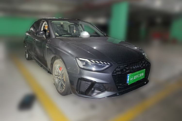 Used Audi A4L 2020 40 TFSI Luxury Dynamic Model Front Right 45 Deg