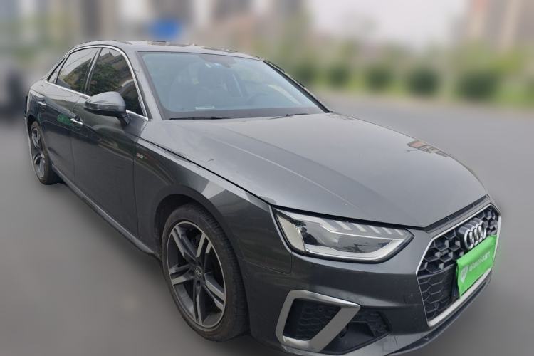 Used Audi A4L 2020 40 TFSI quattro Luxury Dynamic Model Front Right 45 Deg