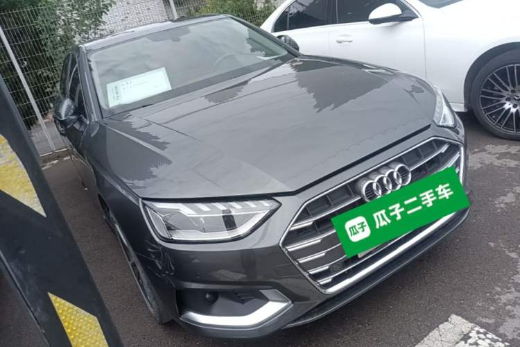 Used Audi A4L 2020 40 TFSI Fashionable and Elegant Model Front Right 45 Deg