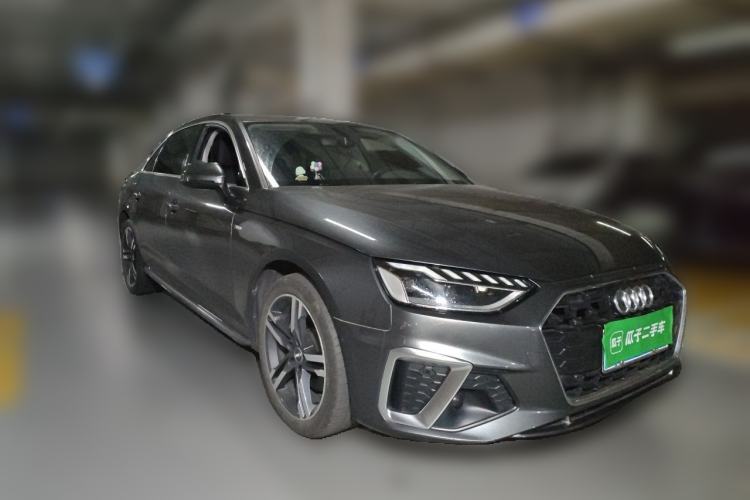 Used Audi A4L 2020 40 TFSI Luxury Dynamic Model Front Right 45 Deg