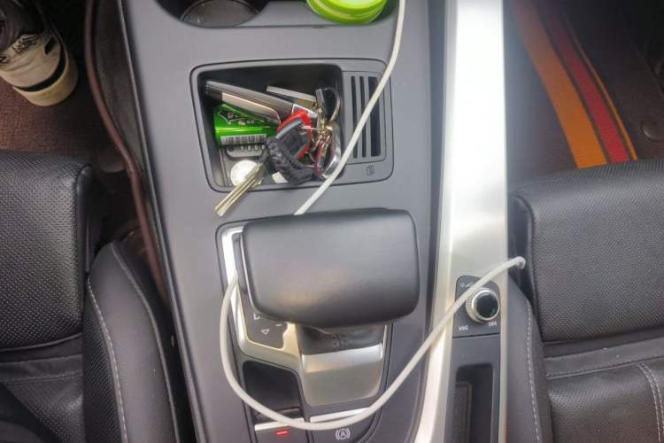 Used Audi A4L 2020 40 TFSI Luxury Dynamic Model Gear Lever