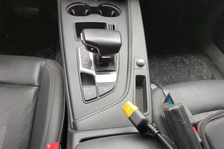 Used Audi A4L 2020 40 TFSI Luxury Prestige Edition Gear Lever