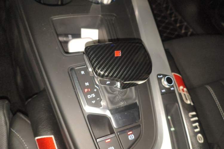 Used Audi A4L 2020 40 TFSI Luxury Dynamic Model Gear Lever
