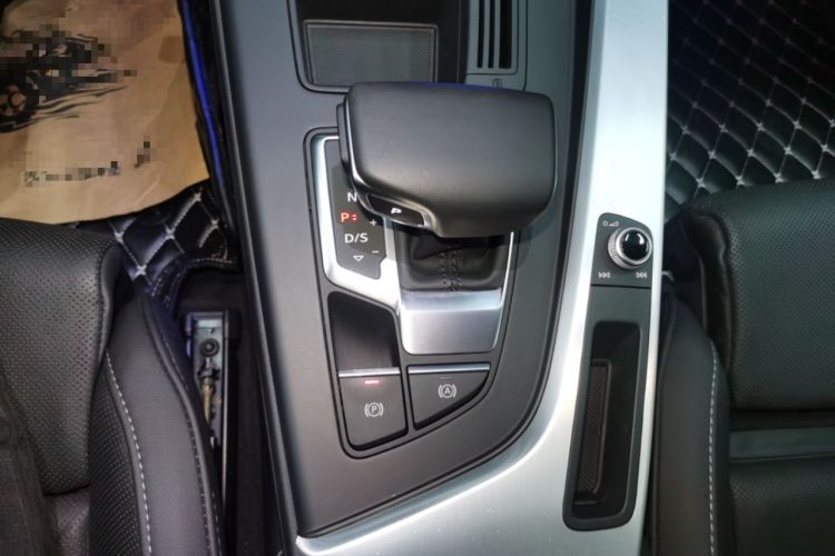Used Audi A4L 2020 40 TFSI Fashion Dynamic Model Gear Lever