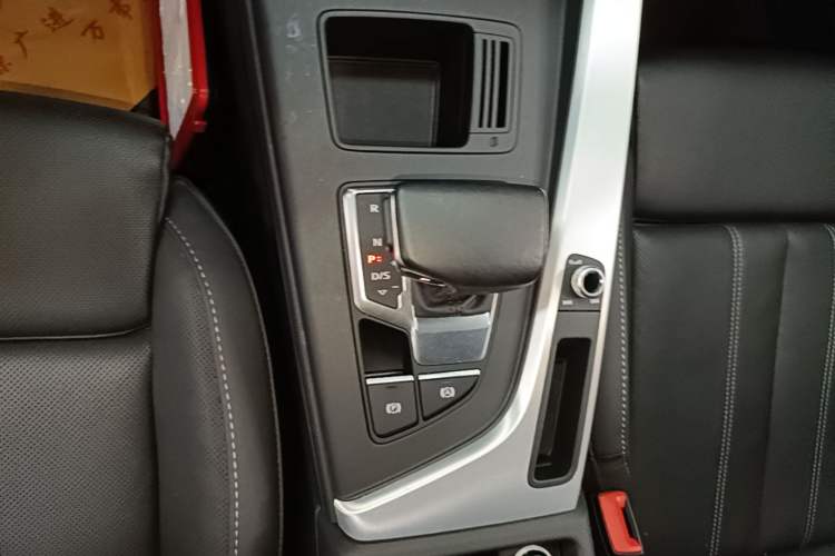 Used Audi A4L 2020 40 TFSI Fashion Dynamic Model Gear Lever