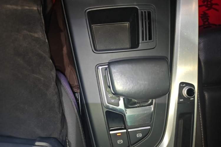 Used Audi A4L 2020 40 TFSI Fashion Dynamic Model Gear Lever