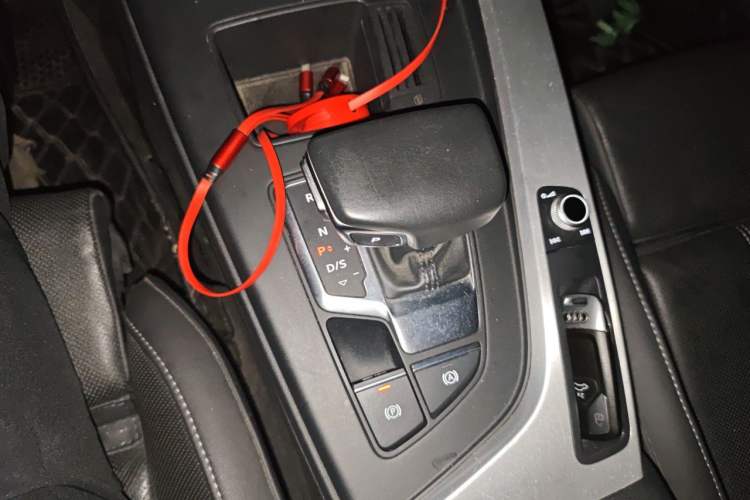 Used Audi A4L 2020 40 TFSI Fashion Dynamic Model Gear Lever