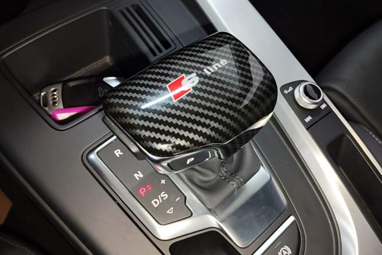 Used Audi A4L 2020 40 TFSI Fashion Dynamic Model Gear Lever