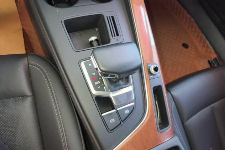 Used Audi A4L 2020 40 TFSI Luxury Prestige Edition Gear Lever