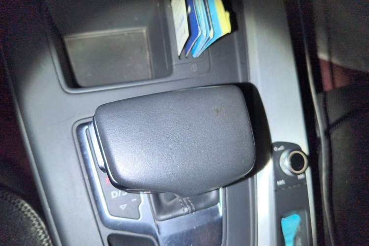 Used Audi A4L 2020 40 TFSI Fashion Dynamic Model Gear Lever