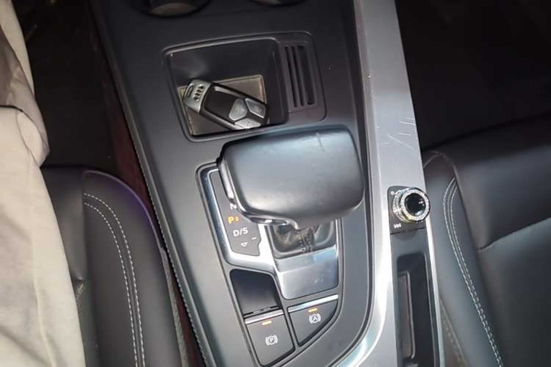 Used Audi A4L 2020 40 TFSI Luxury Prestige Edition Gear Lever