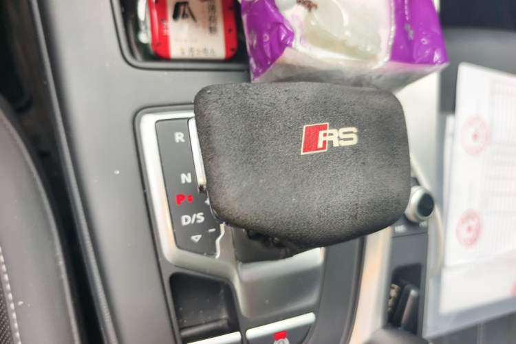 Used Audi A4L 2020 40 TFSI Fashion Dynamic Model Gear Lever