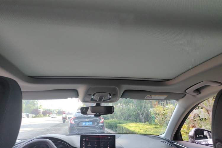 Used Audi A4L 2020 40 TFSI Luxury Dynamic Model Headliner