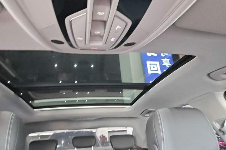 Used Audi A4L 2020 40 TFSI quattro Luxury Dynamic Model Headliner