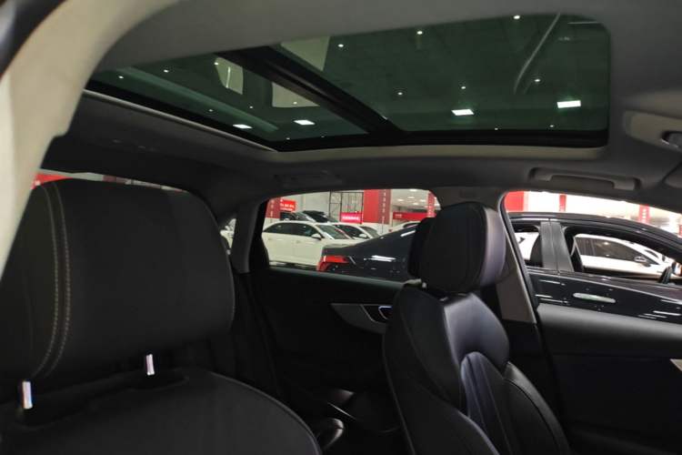 Used Audi A4L 2020 40 TFSI Fashion Dynamic Model Headliner